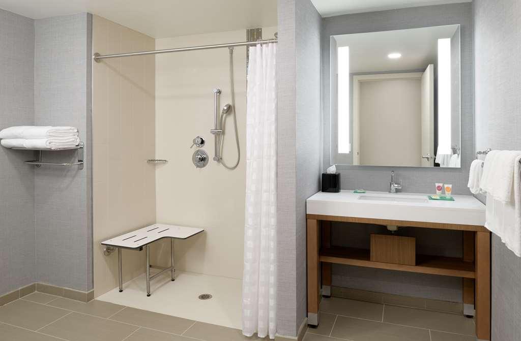 Hyatt Place Pasadena Bilik gambar